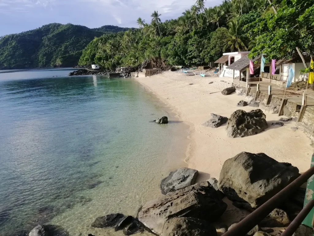 mainit beach banton romblon
