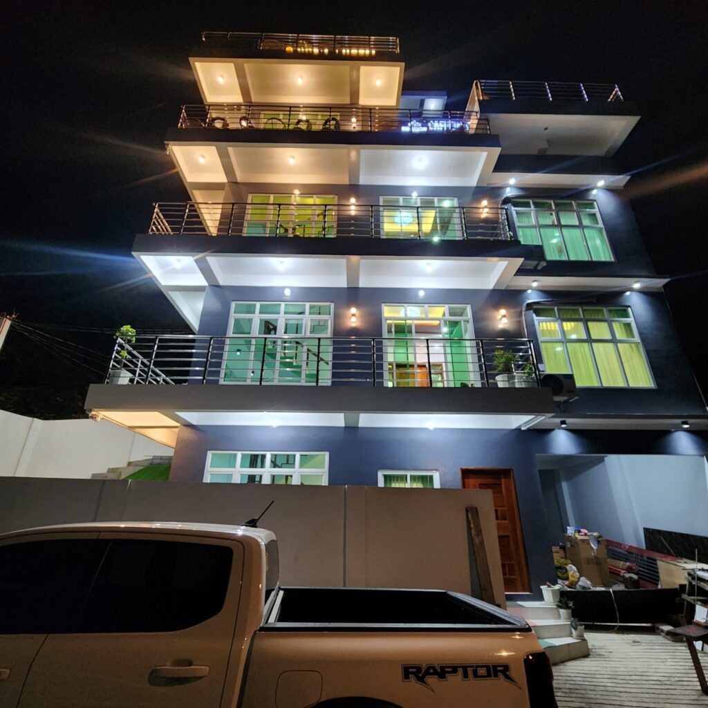 yurich hotel